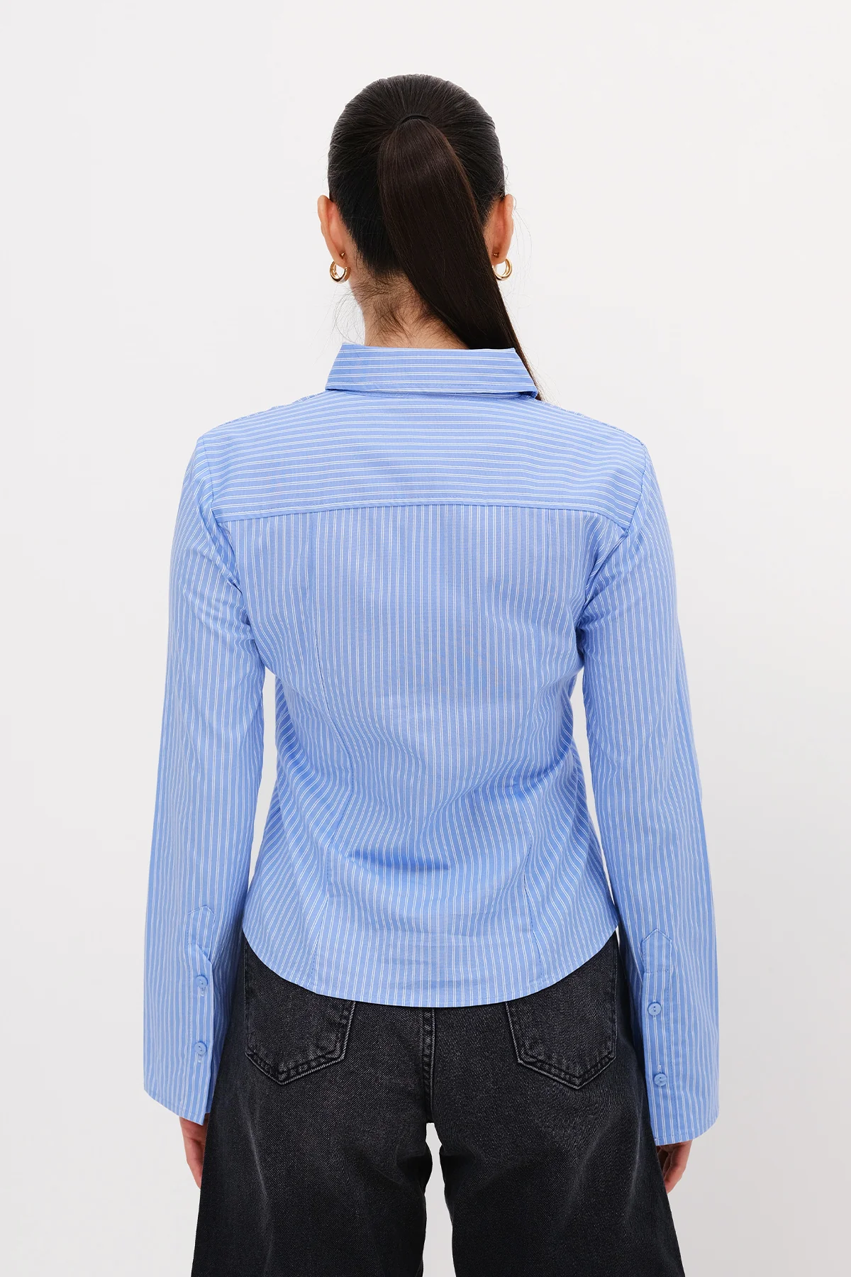 Buttoned Striped Shirt - Image 17