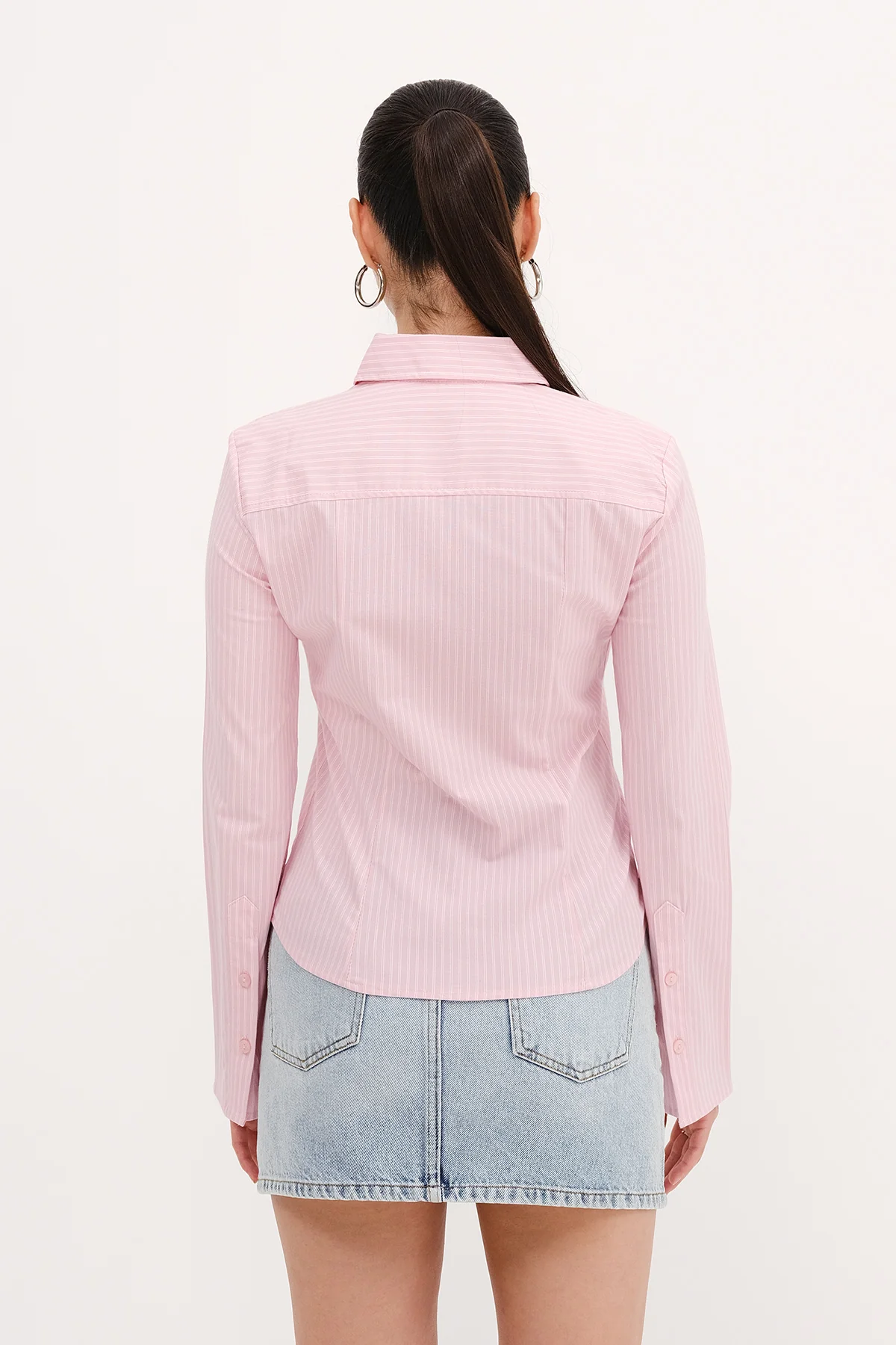 Buttoned Striped Shirt - Image 6