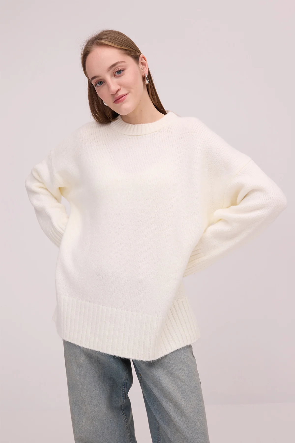 Crew Neck Basic Knitwear Sweater - Image 11