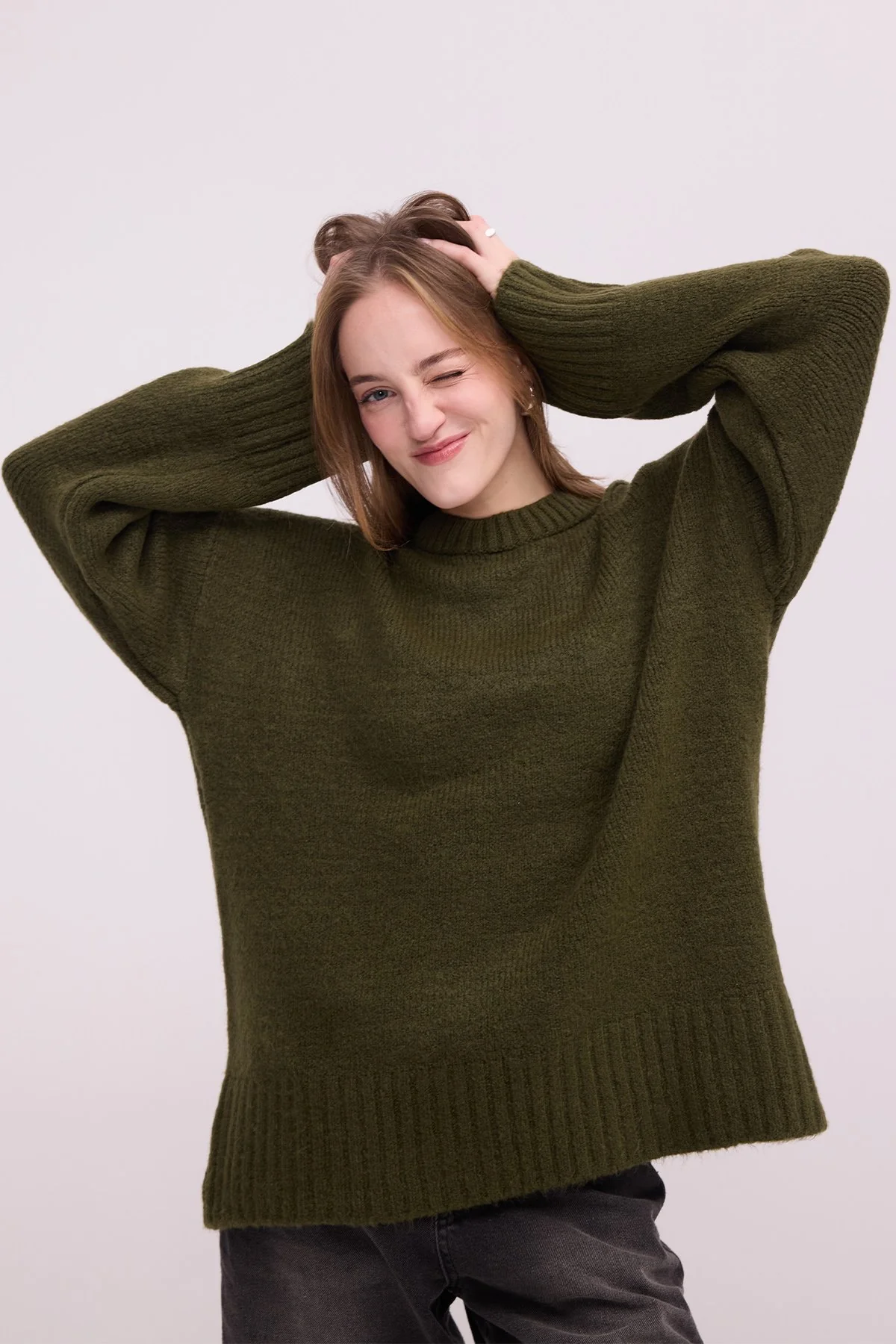 Crew Neck Basic Knitwear Sweater - Image 20