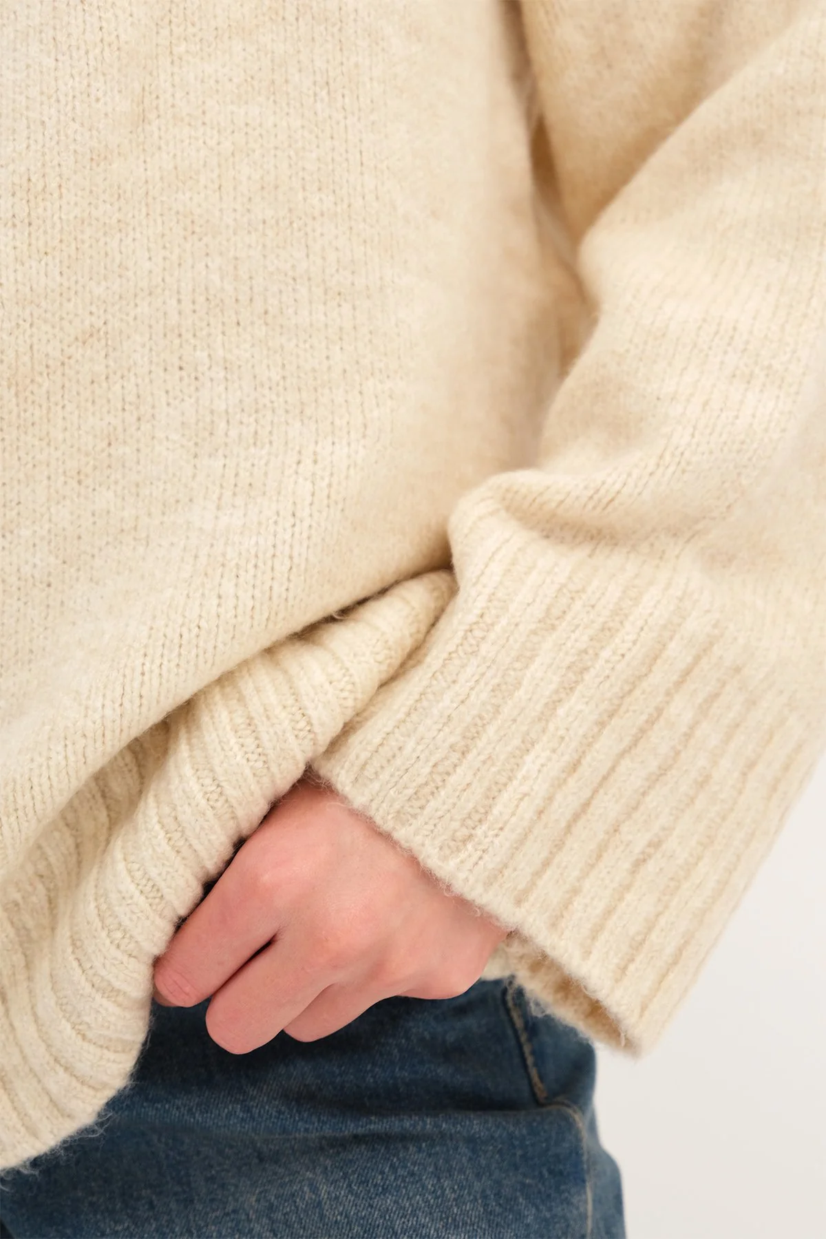 Crew Neck Basic Knitwear Sweater - Image 32