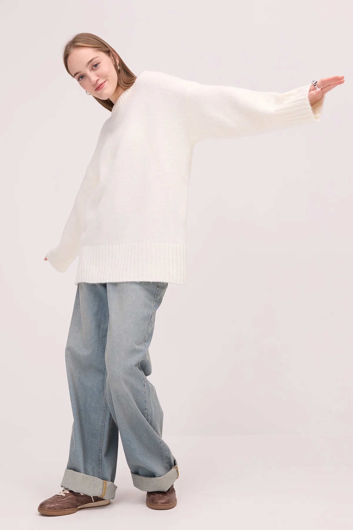 Crew Neck Basic Knitwear Sweater - Image 6