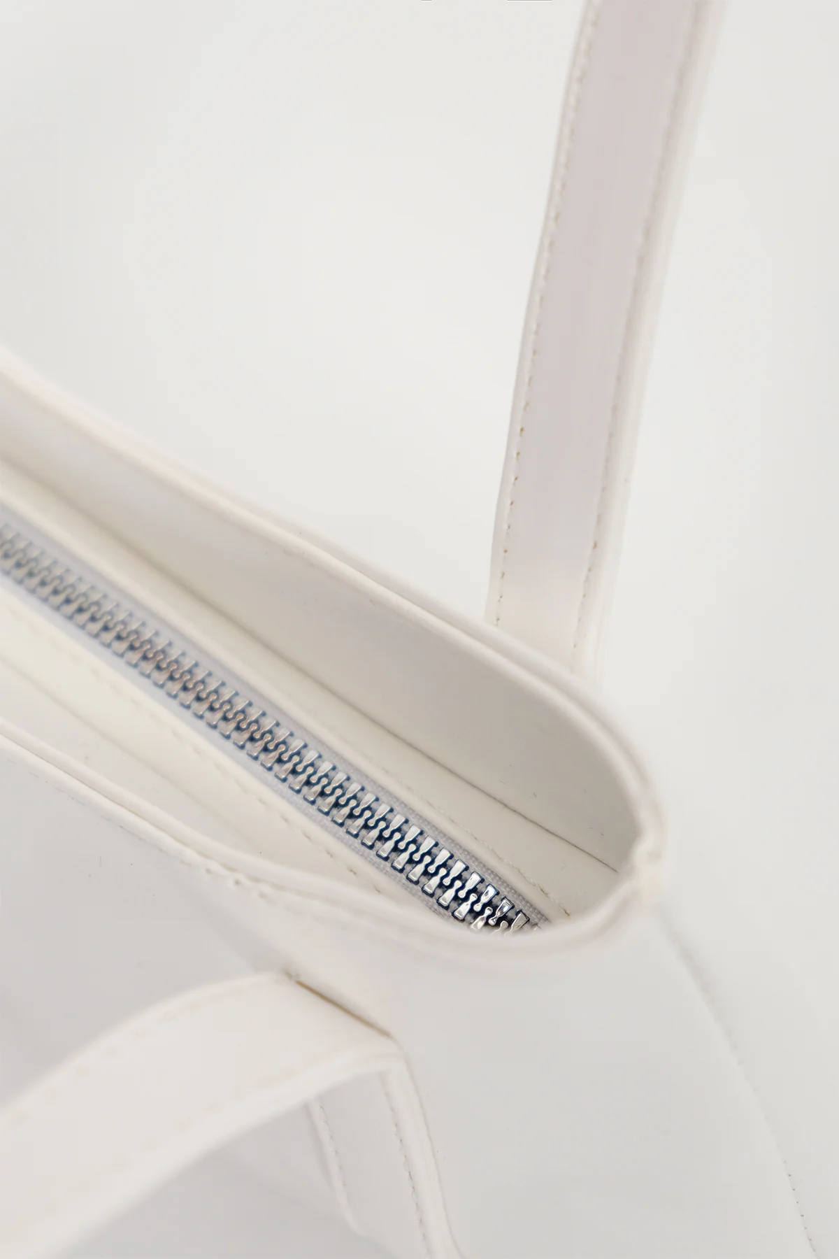 Faux Leather Hand And Shoulder - Image 15