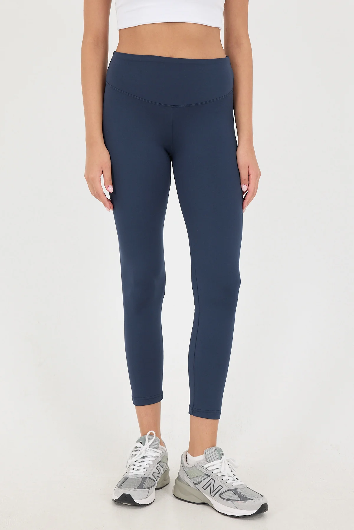 High Waisted Shaping Leggings - Image 6