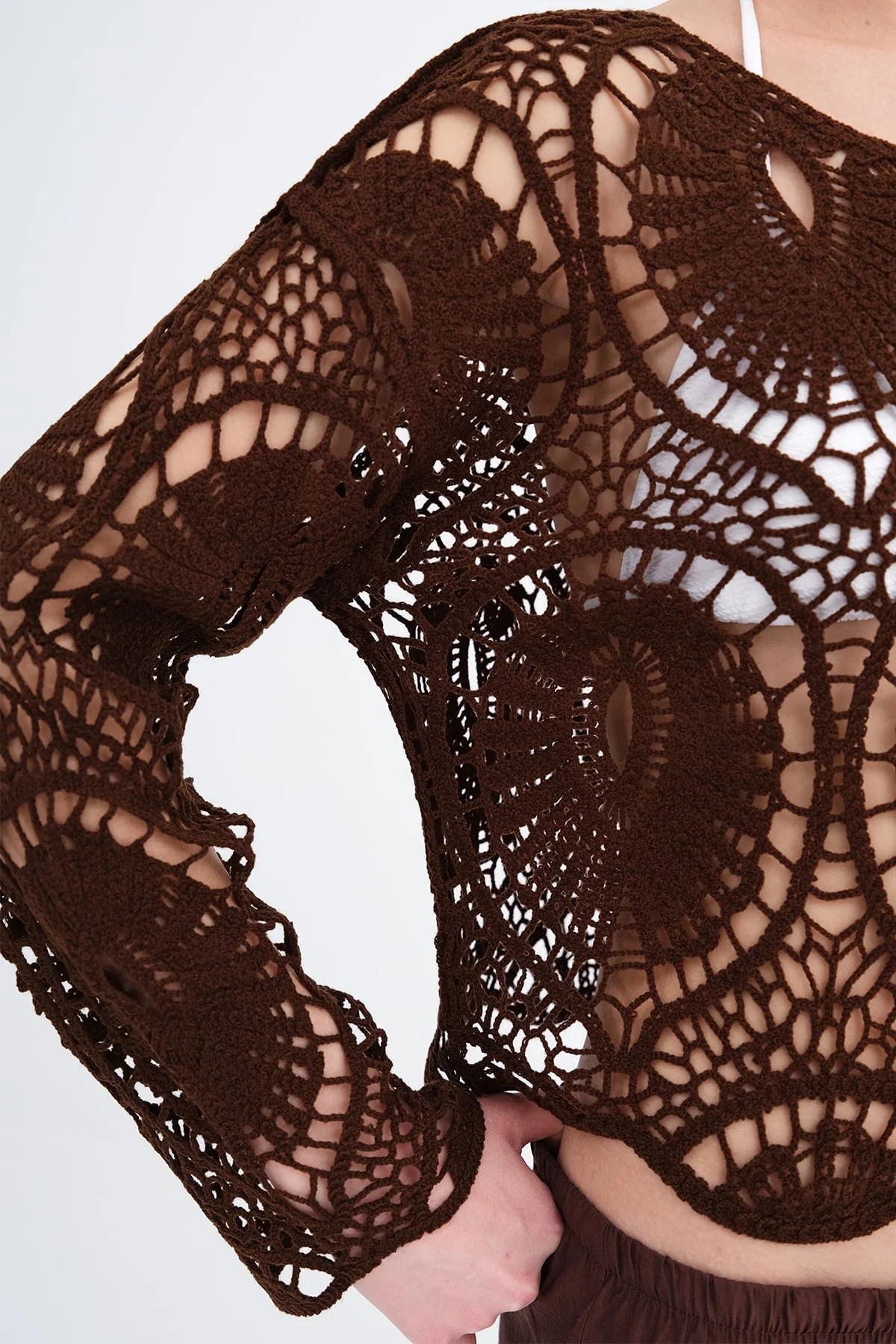 Lace Detailed Blouse With Round Neck - Image 5
