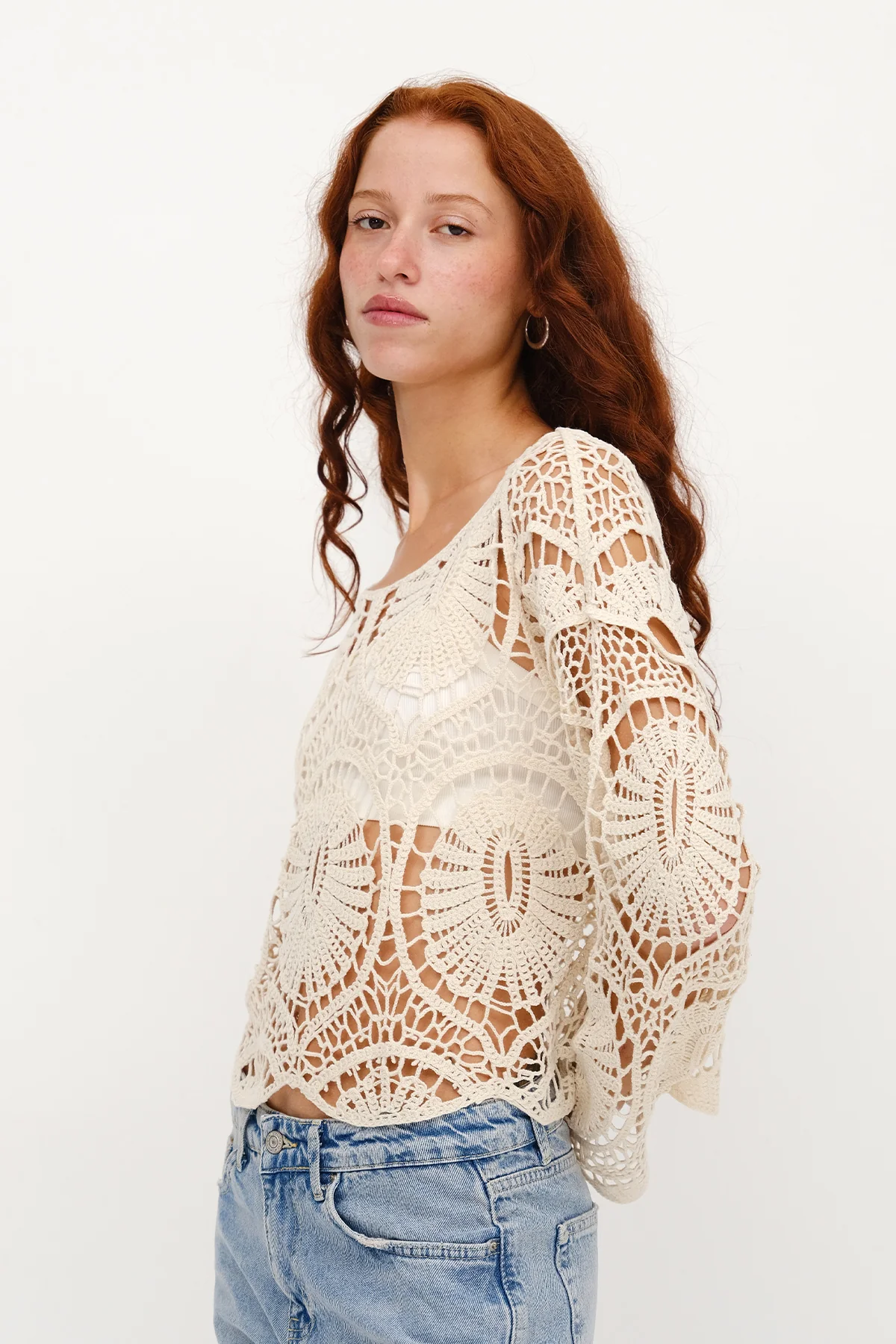 Lace Detailed Blouse With Round Neck - Image 8