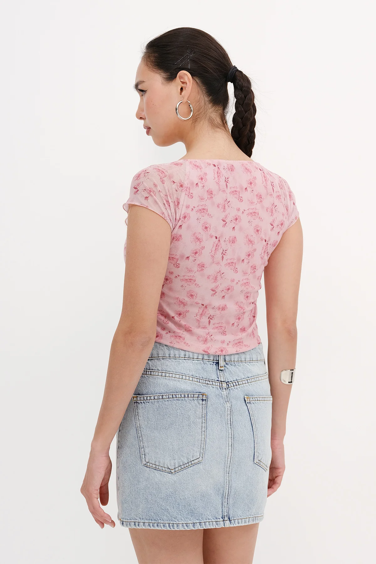 Patterned Crop Blouse - Image 11