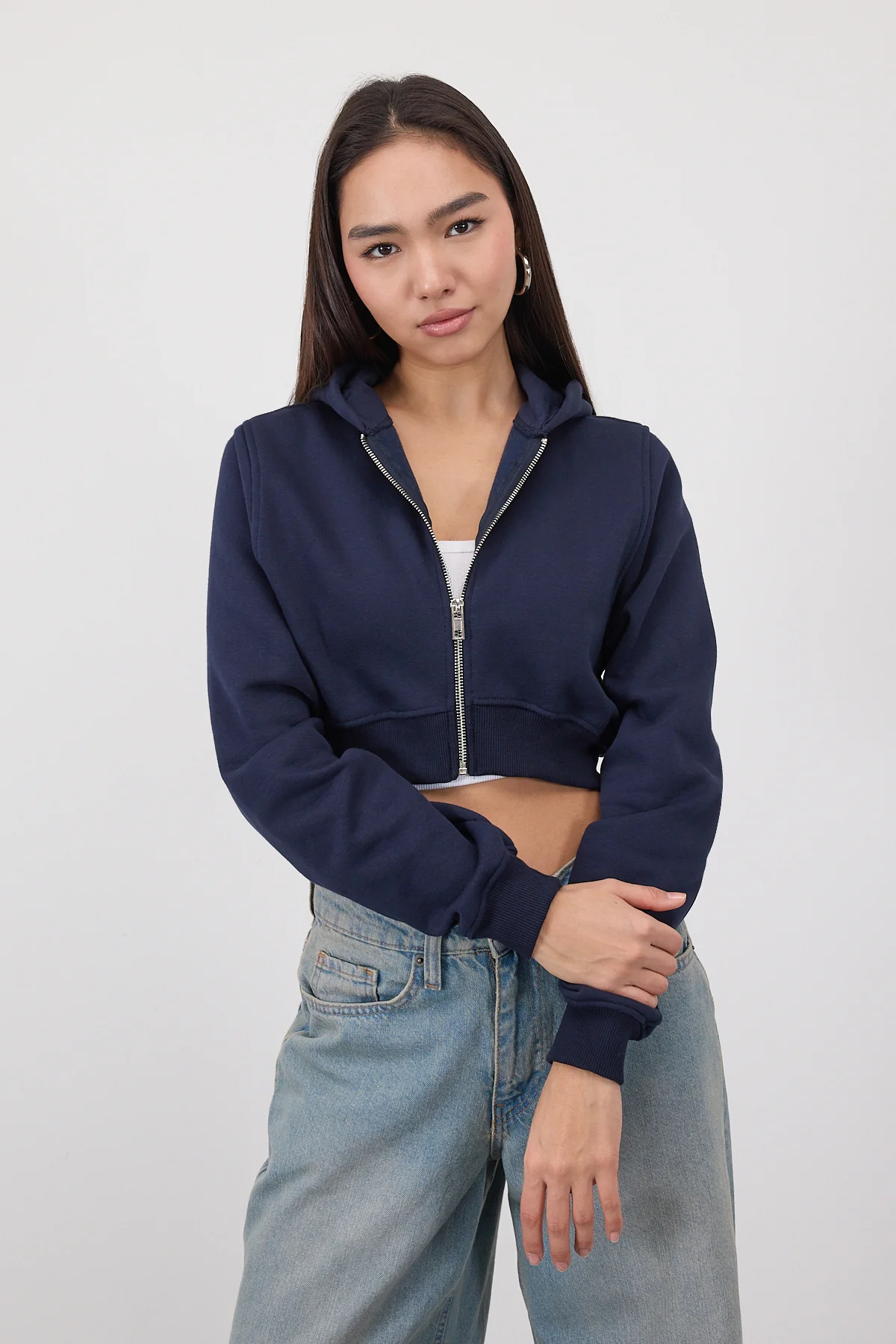 Raised Hooded Crop Sweatshirt - Image 25