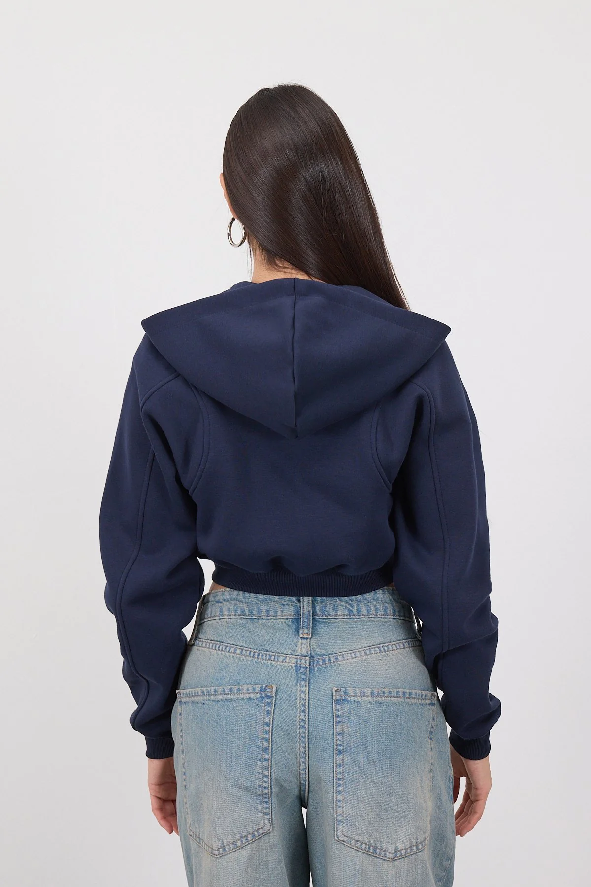 Raised Hooded Crop Sweatshirt - Image 27