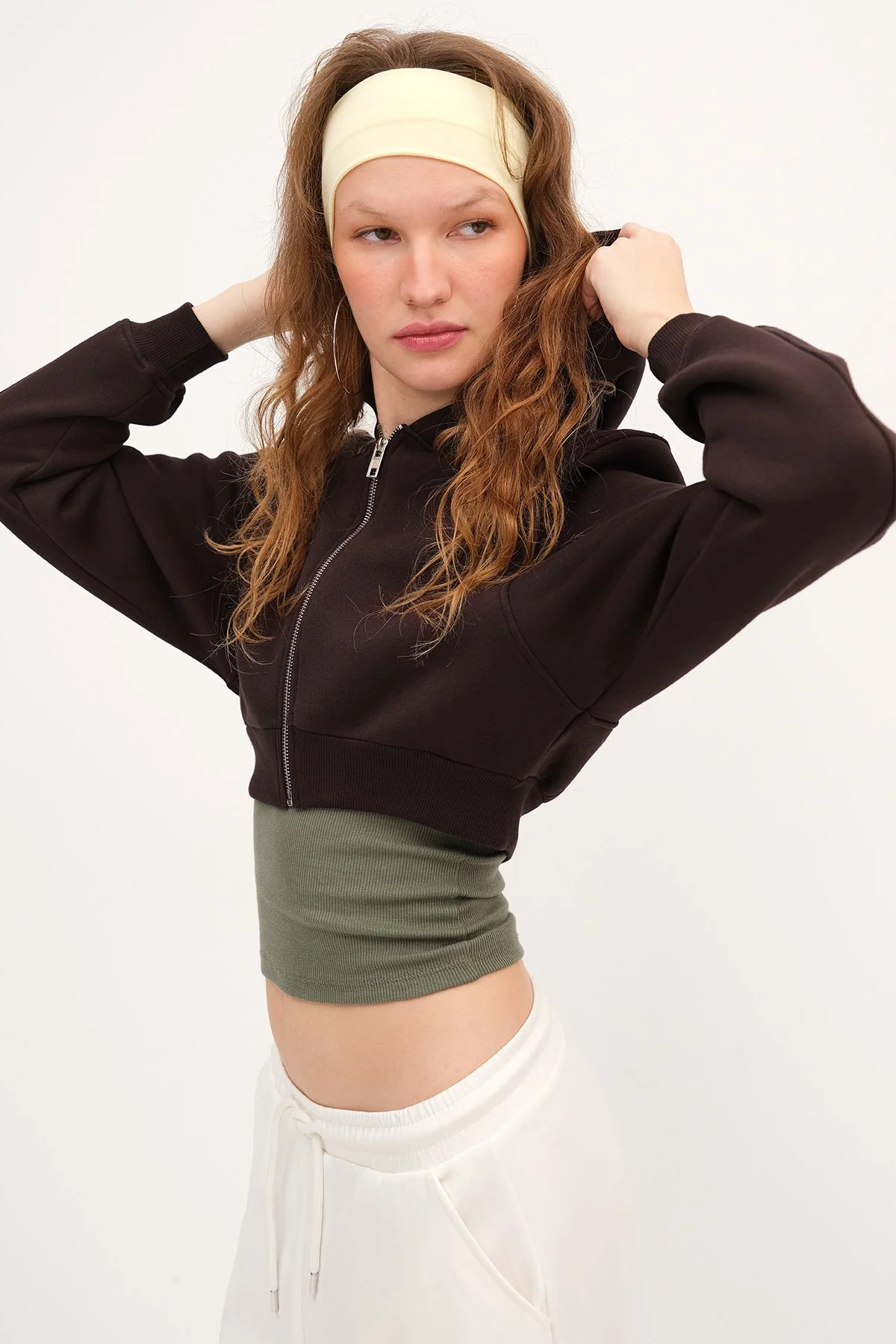 Raised Hooded Crop Sweatshirt - Image 47