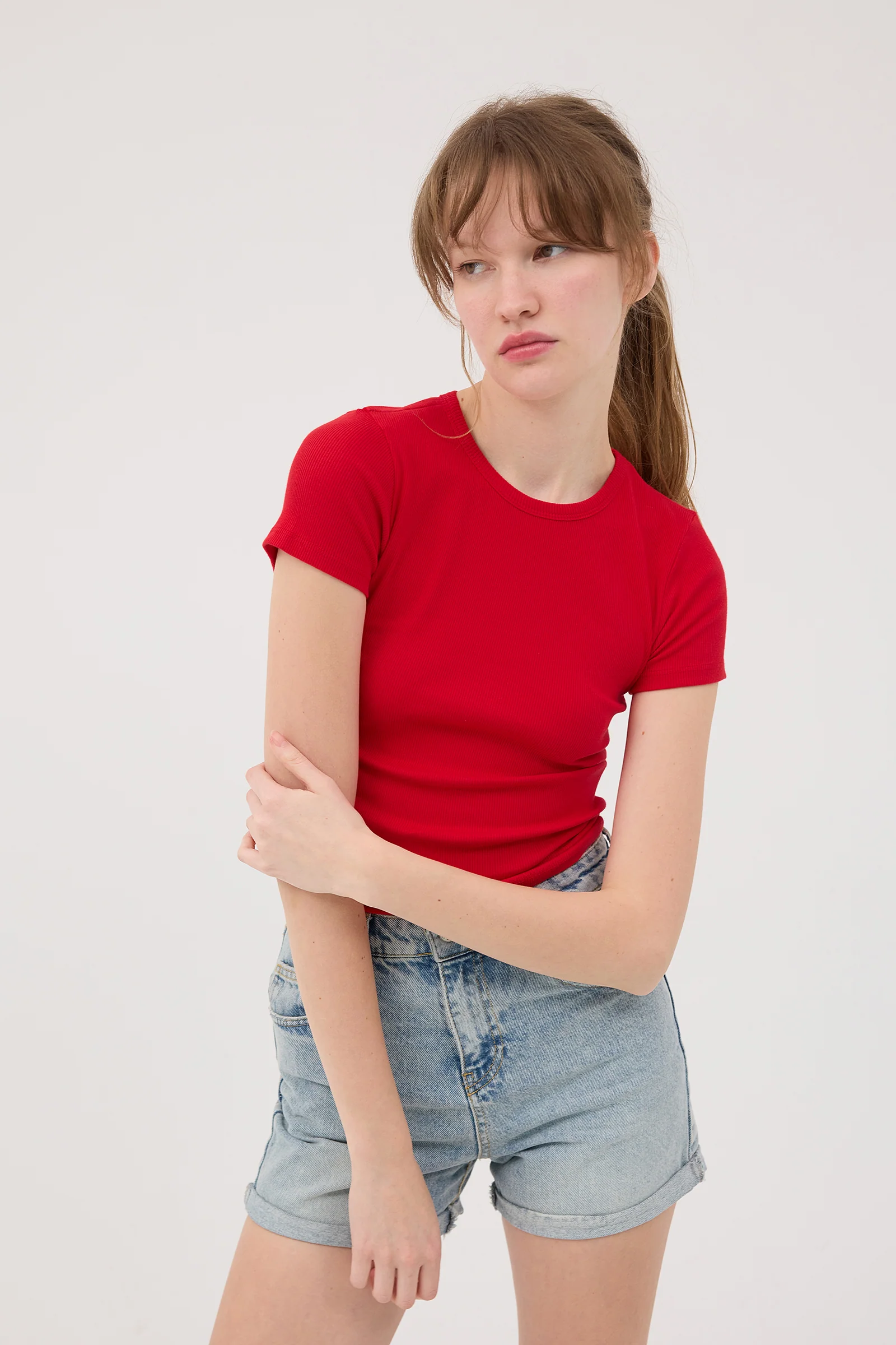 Round Neck Basic T-shirt - Image 60