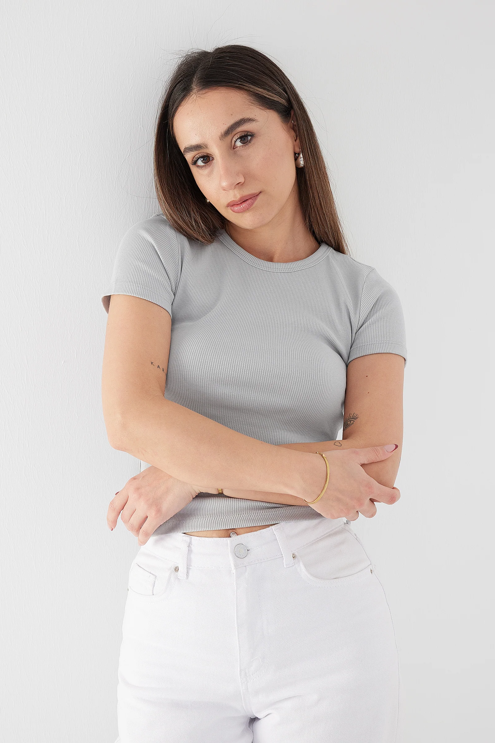 Round Neck Basic T-shirt - Image 63