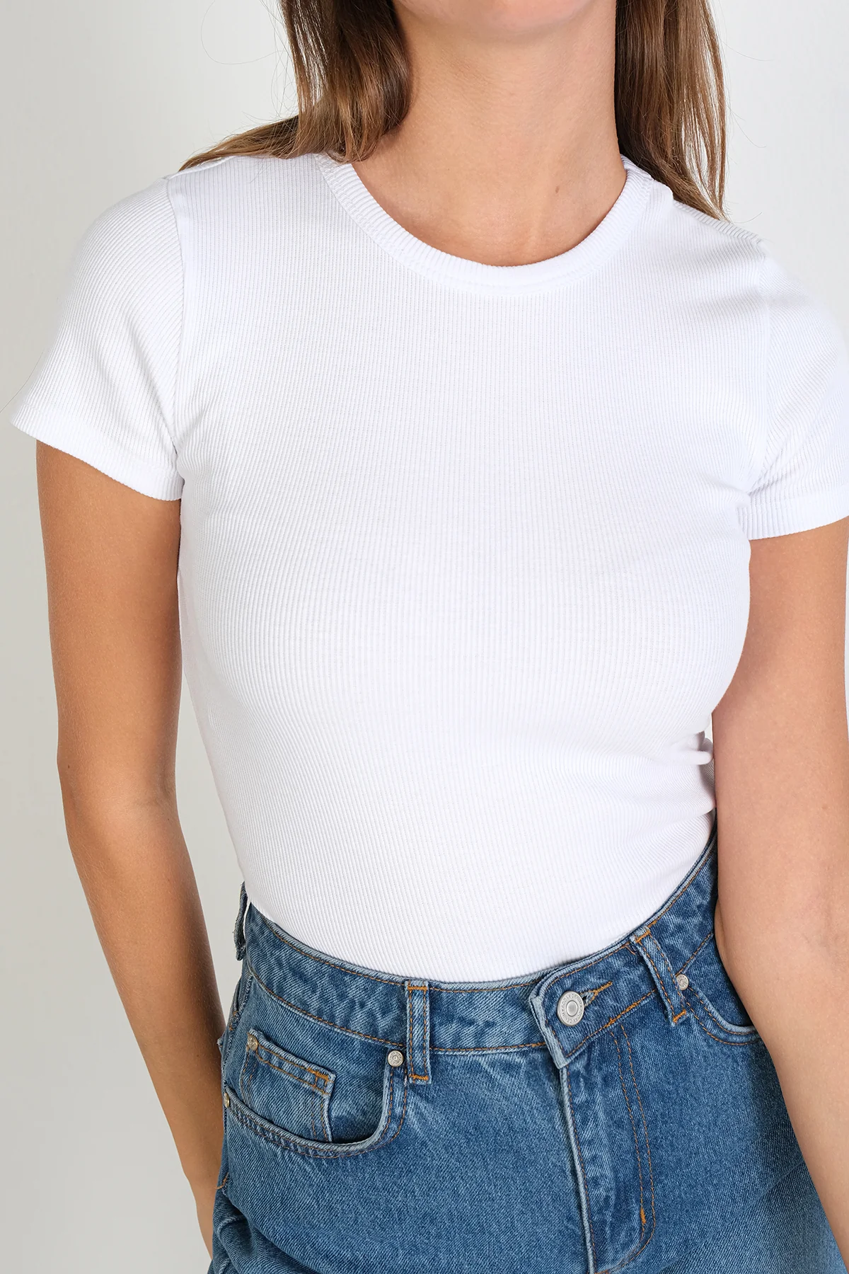 Round Neck Basic T-shirt - Image 89