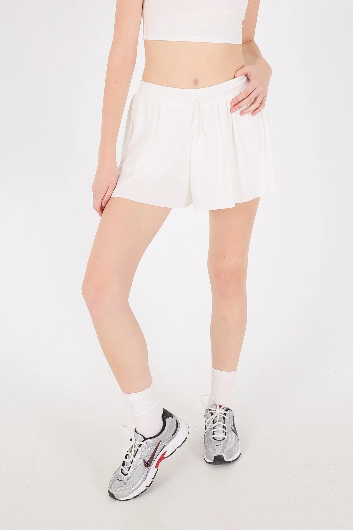 Shorts With Elastic Waist - Image 19