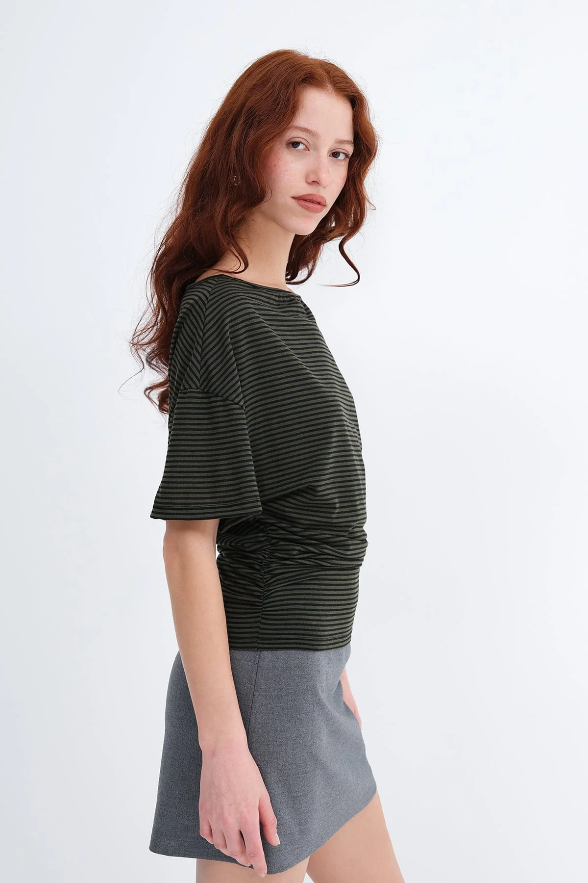 Side Ruched Striped T-shirt - Image 12