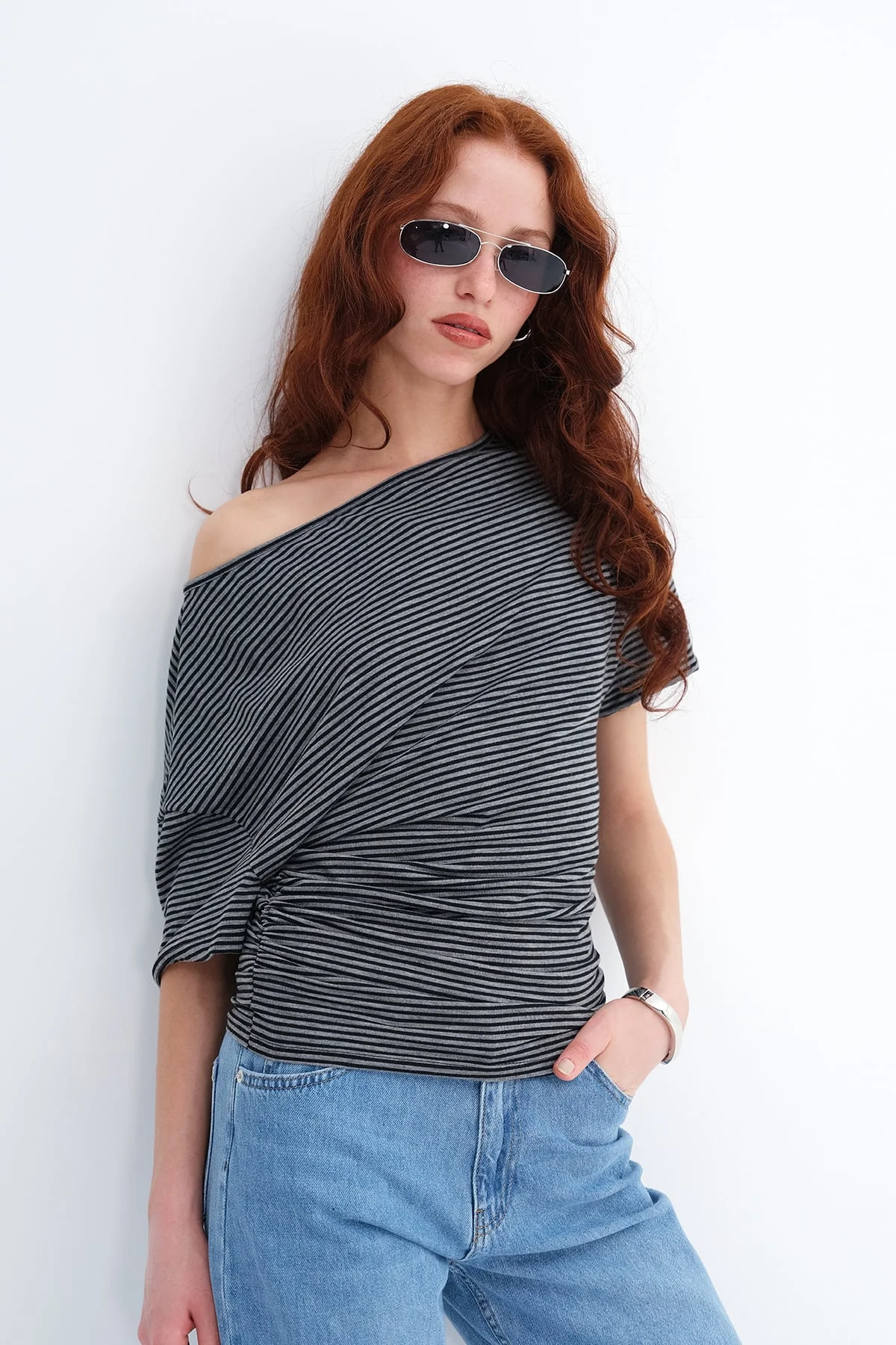 Side Ruched Striped T-shirt - Image 13