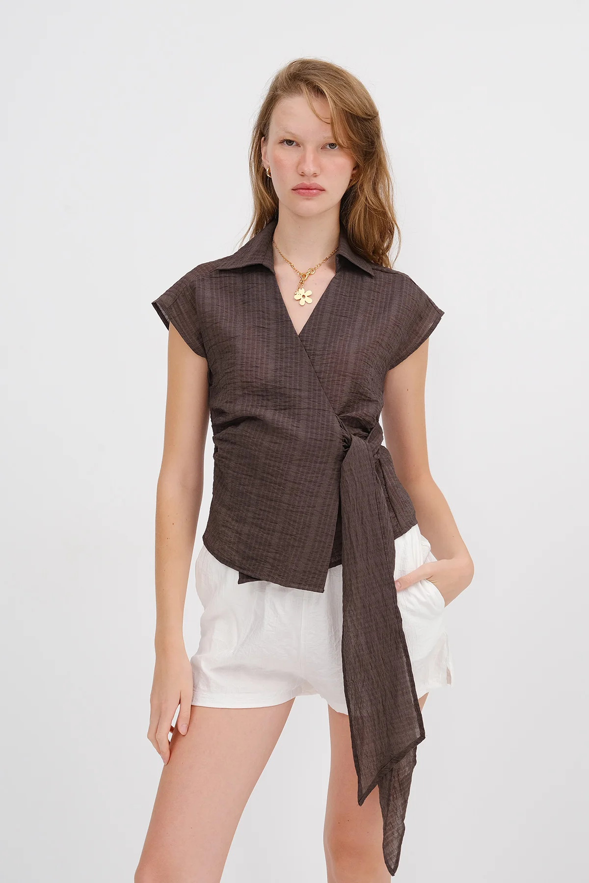 Sleeveless Tie-Front Shirt - Image 4