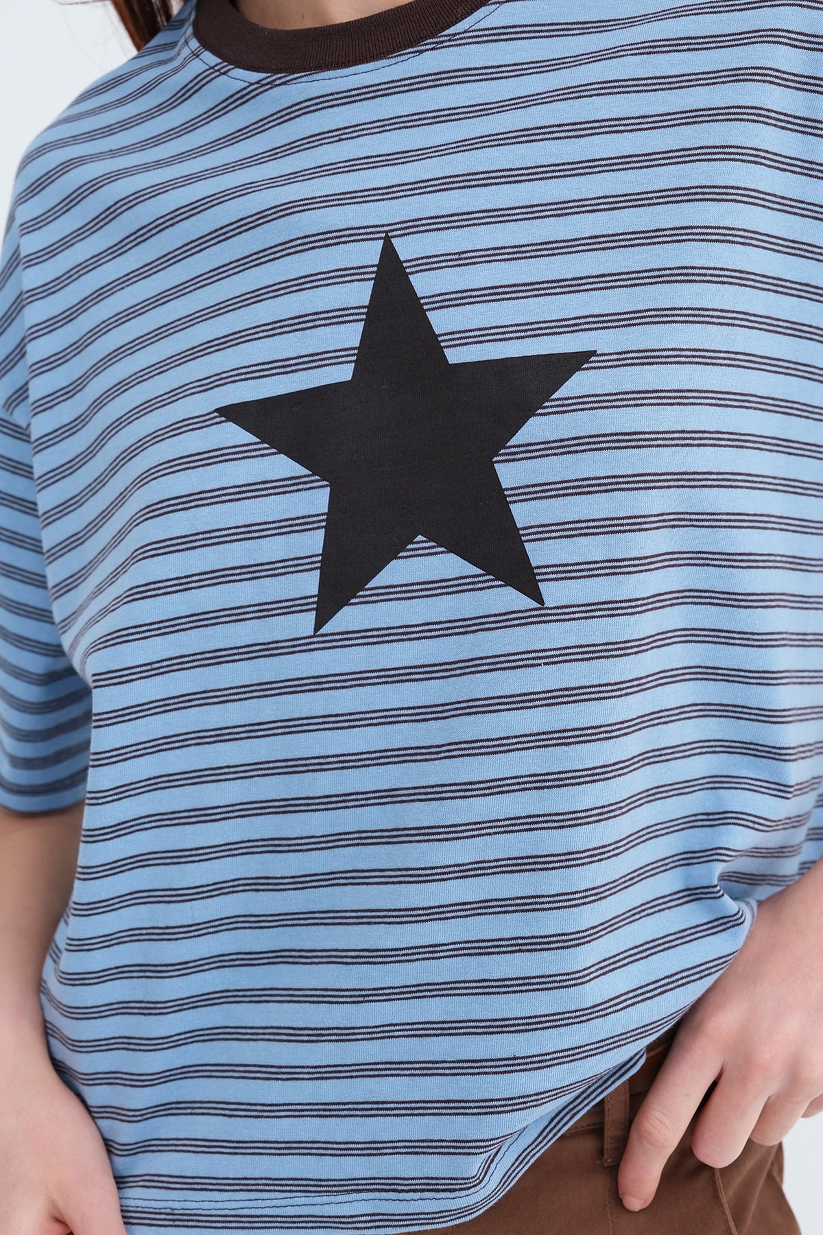 Star Print Striped T-shirt - Image 6