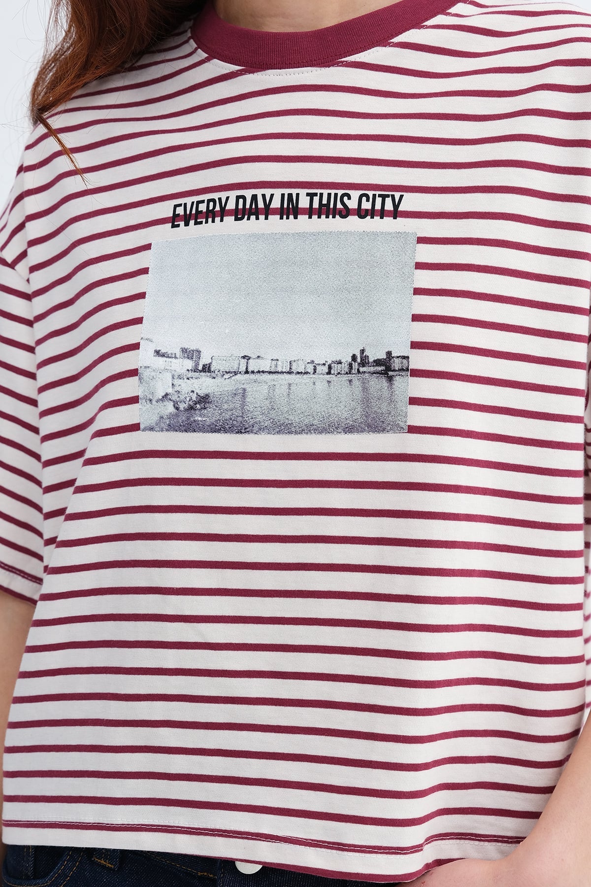 Striped Printed T-Shirt - Image 5