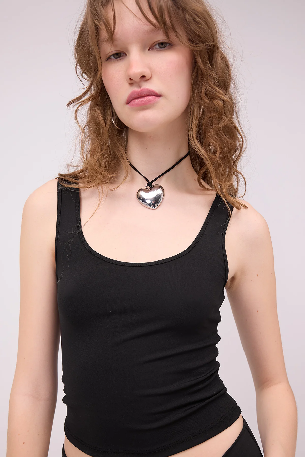 U Neck Basic Undershirt - Image 38