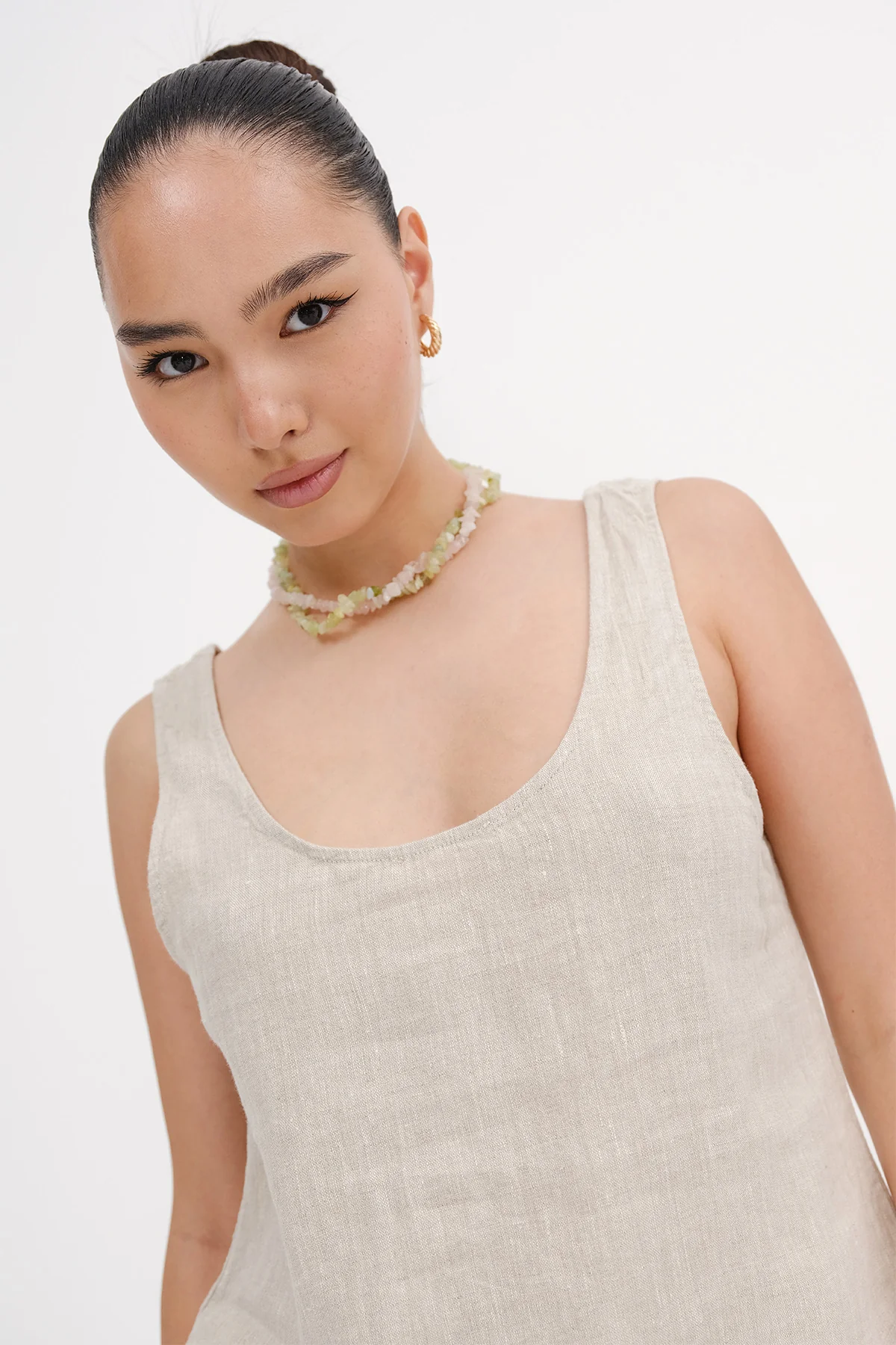 U Neck Linen Undershirt - Image 14