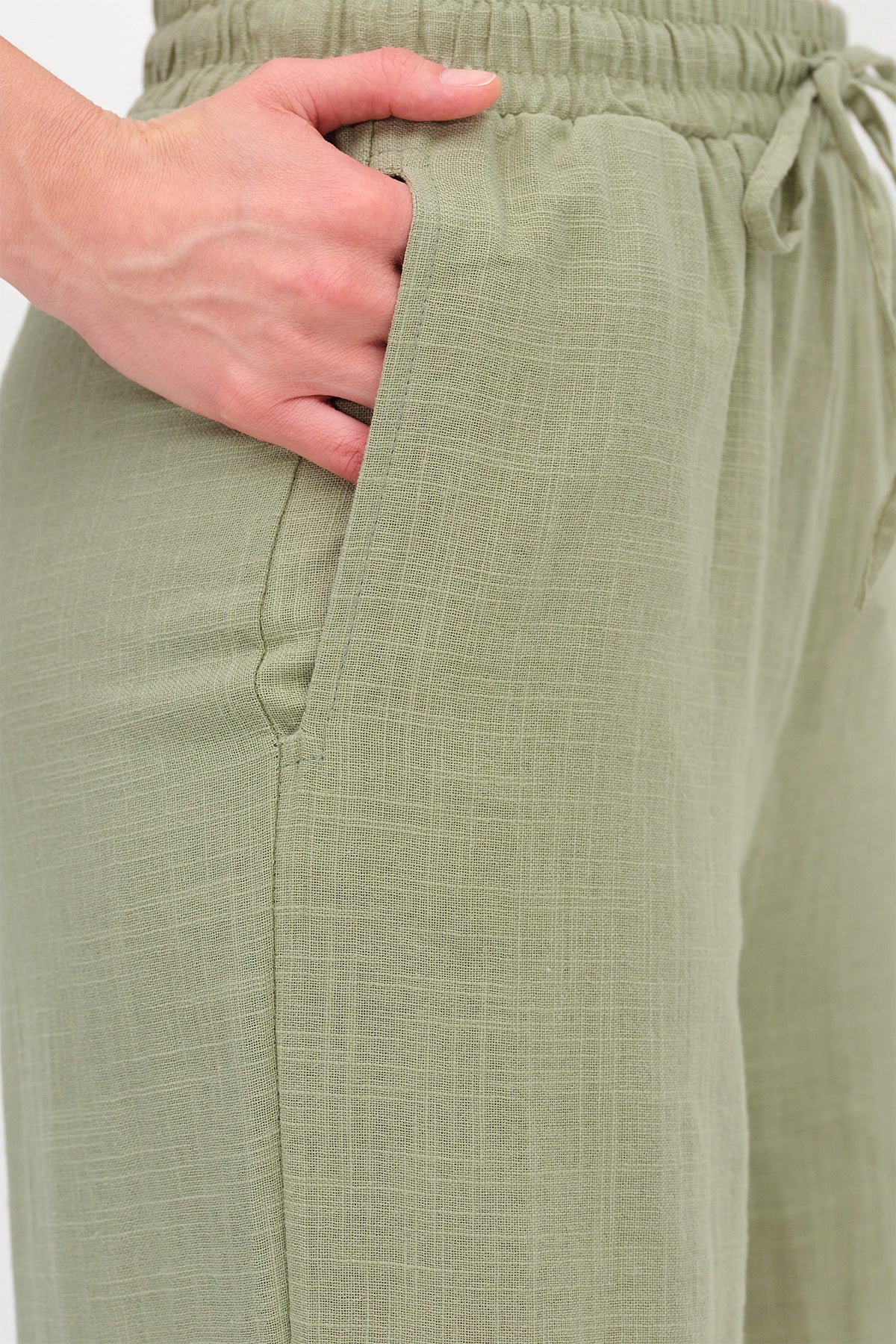 Wide Leg Trousers with Pockets - Image 13