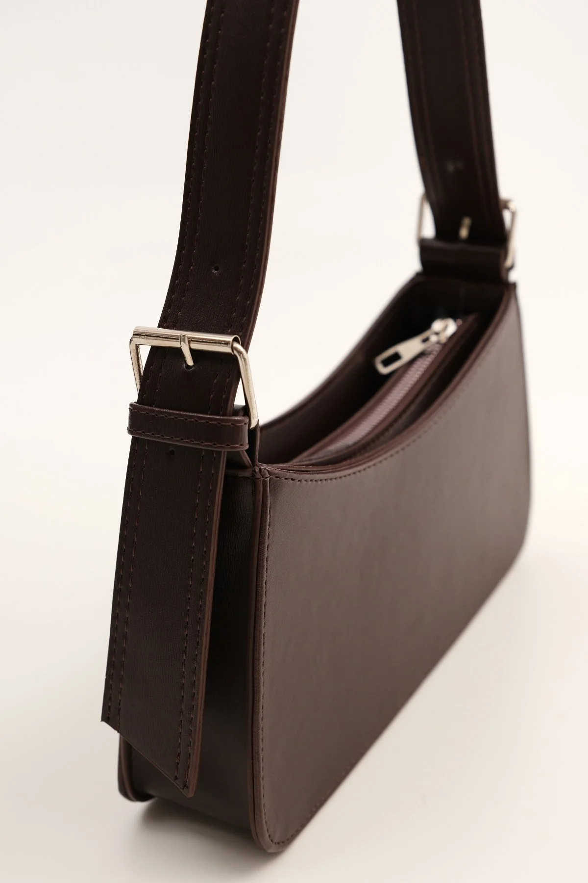 Zippered Hand and Shoulder Bag - Image 12